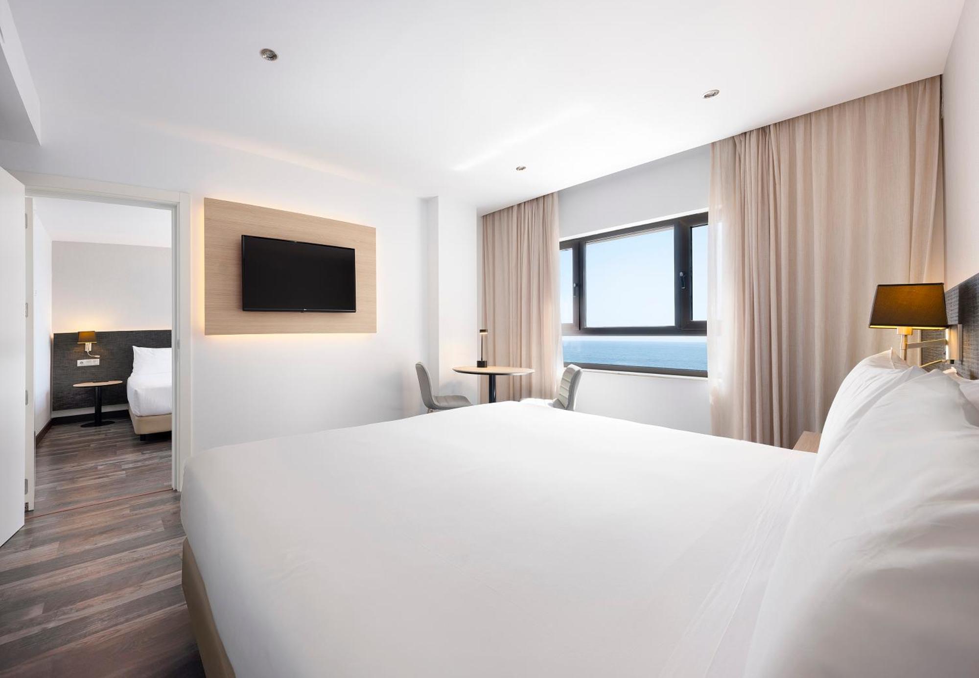 Hotel Cadiz Paseo Del Mar, Affiliated By Melia מראה חיצוני תמונה